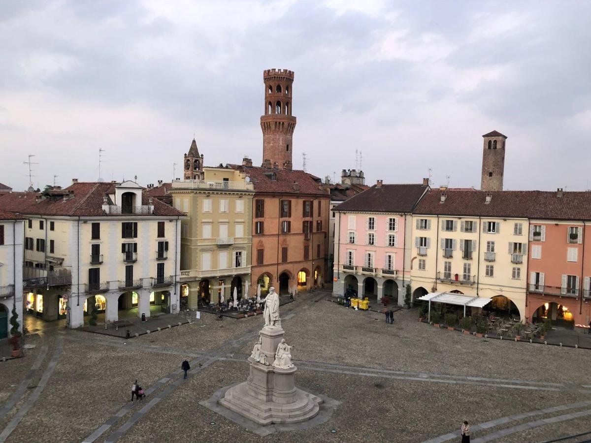 Cozy Place 10 Vercelli